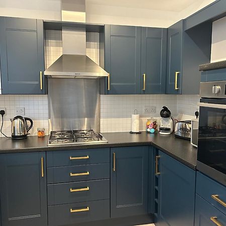 מרקט הרבורו The Town House, Whole House Suitable For Contractors And Families מראה חיצוני תמונה