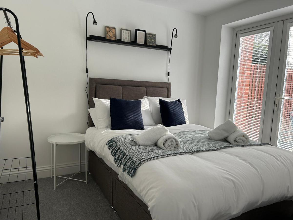 מרקט הרבורו The Town House, Whole House Suitable For Contractors And Families מראה חיצוני תמונה